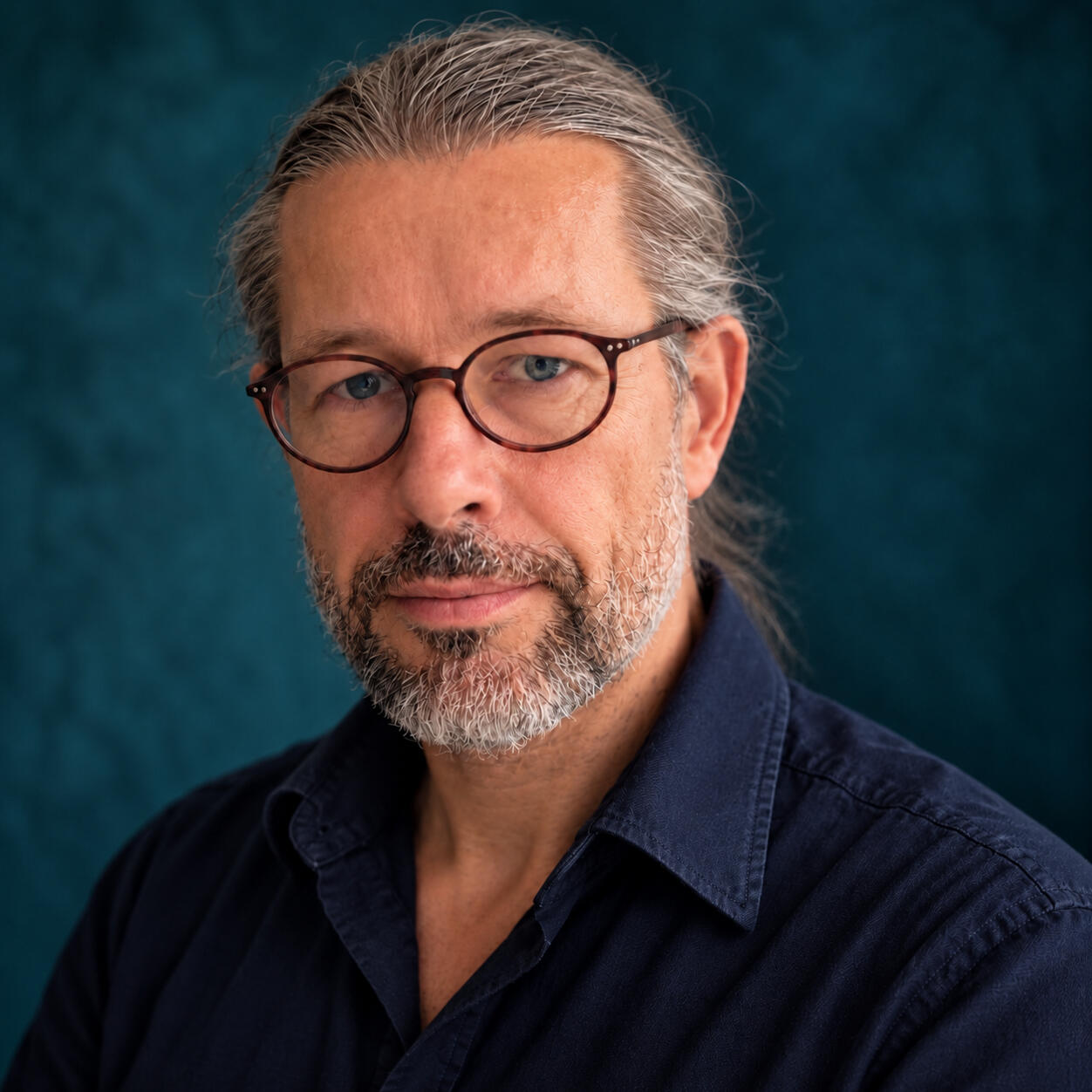 Fantasy & Horror-Bestseller-Autor L.C. Frey Bildnis des Fantasy & Horror-Bestseller-Autors L.C. Frey